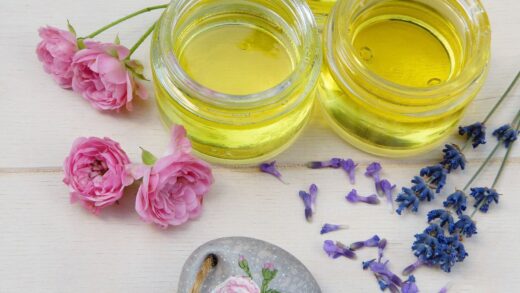 Choosing NatNatural Vs Synthetic Skincare Productsural Products over Synthetic Ones