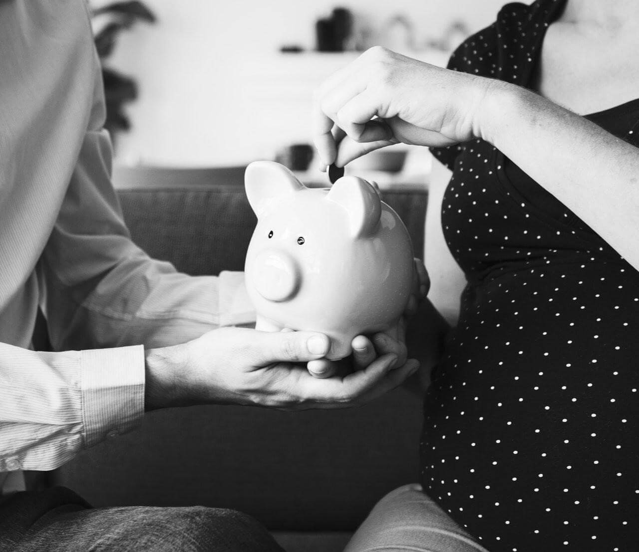 4 Strong Reasons Moms Need Financial Stability