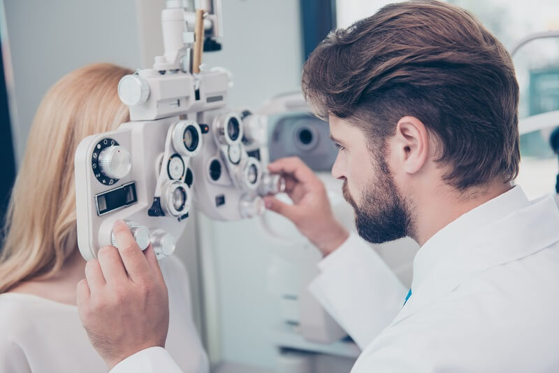 How To Select The Best Optometrist Near You?