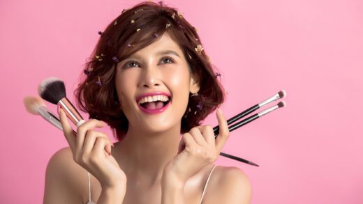4 Tips to Save Money on Fashion and Beauty