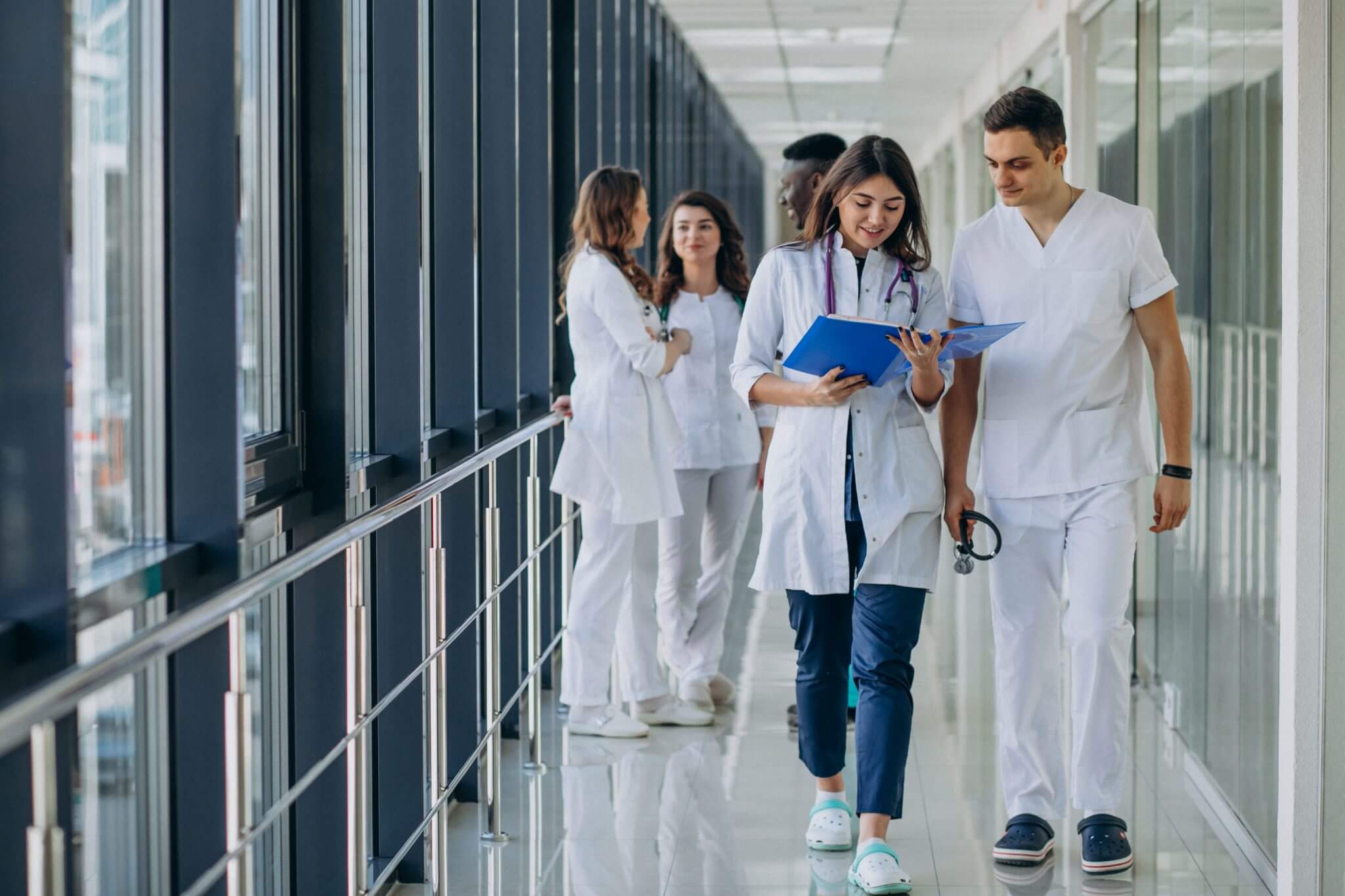 12 Reasons To Pursue A Healthcare Career | GetSetHappy