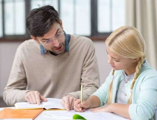 5 good reasons Why you should start working as a tutor