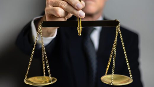 Hiring a Lawyer? Include These 5 Qualities in Your Checklist